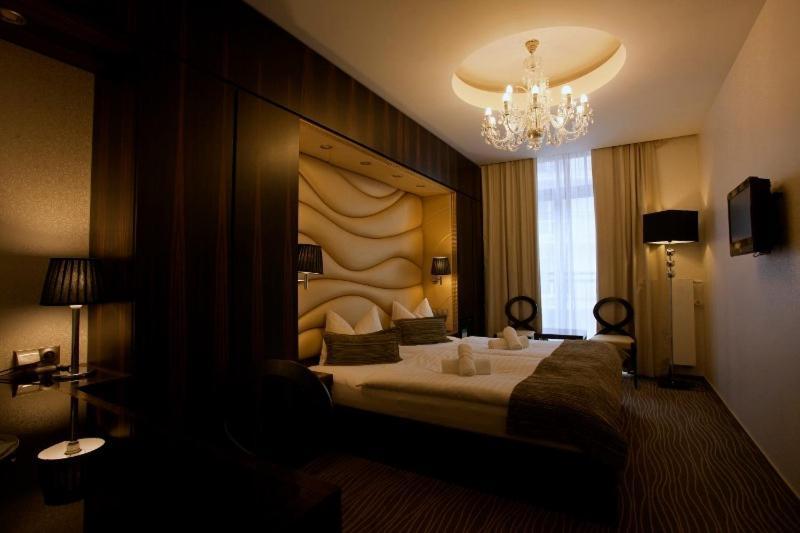 Hotel Ambiente Wellness & Spa Karlovy Vary Eksteriør bilde
