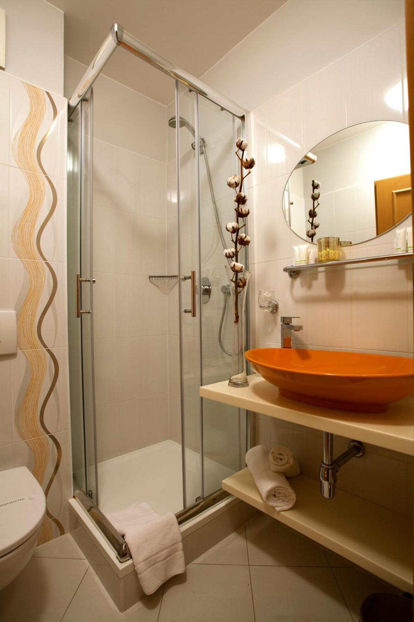 Hotel Ambiente Wellness & Spa Karlovy Vary Eksteriør bilde