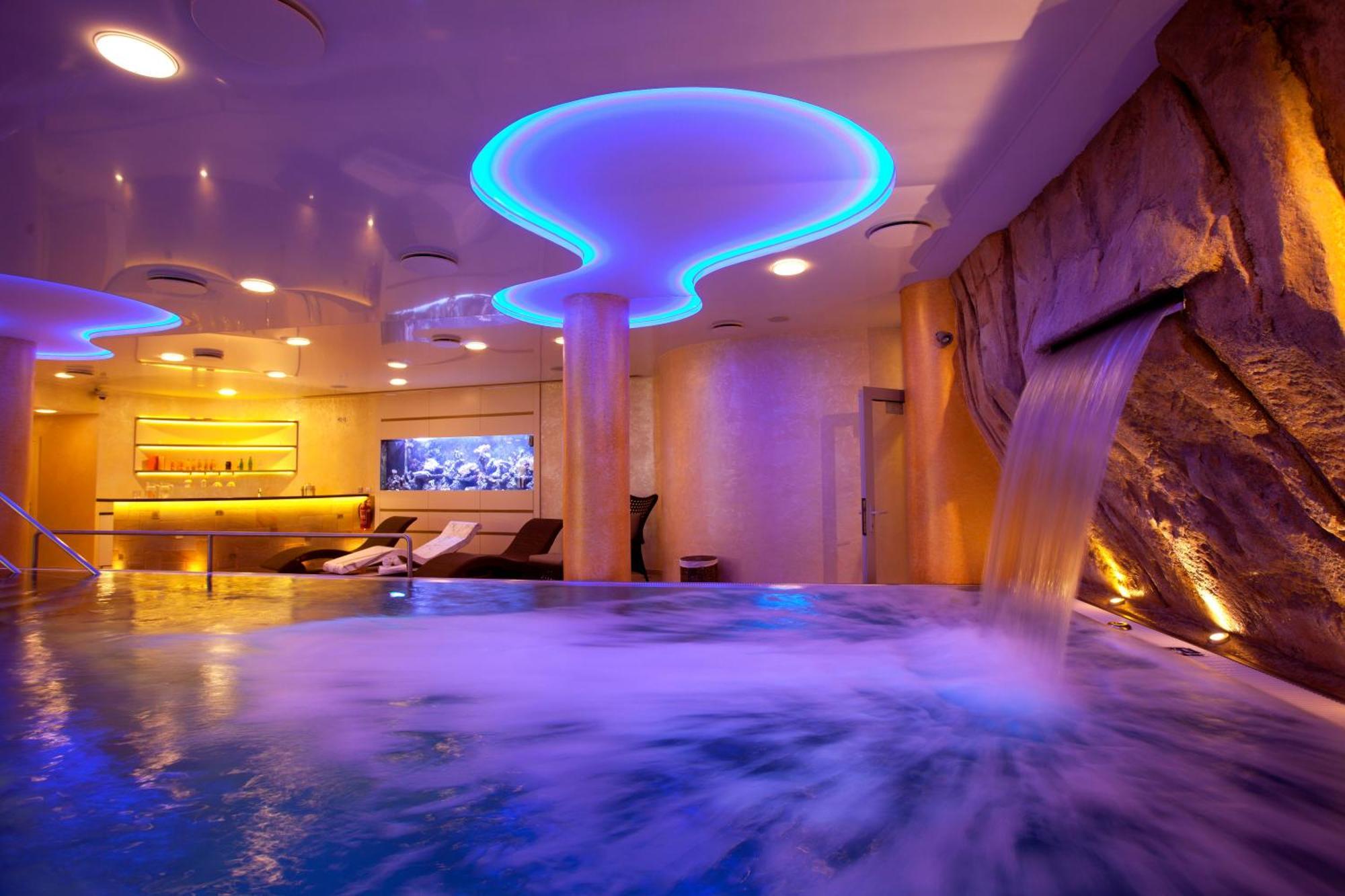 Hotel Ambiente Wellness & Spa Karlovy Vary Eksteriør bilde