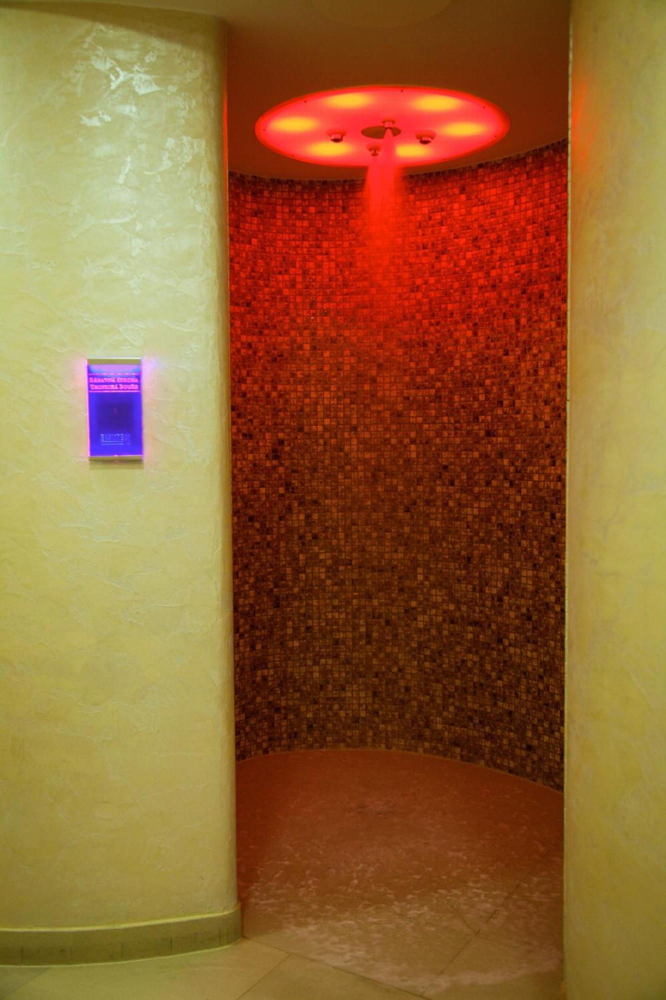 Hotel Ambiente Wellness & Spa Karlovy Vary Eksteriør bilde