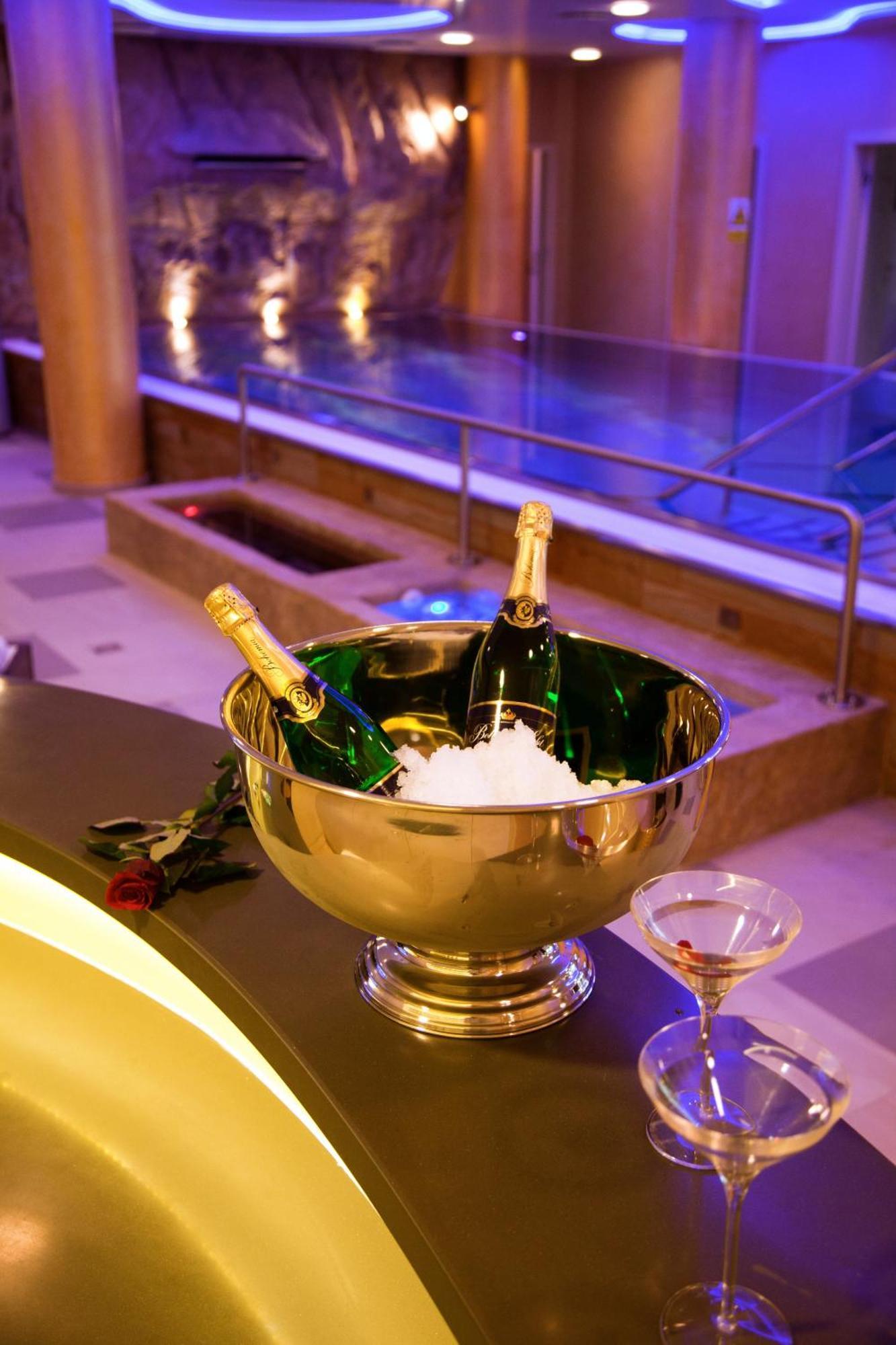 Hotel Ambiente Wellness & Spa Karlovy Vary Eksteriør bilde